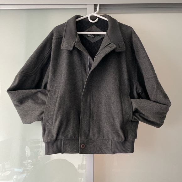 Vintage 100% wool Members Only gray bomber jacket size 44fits like